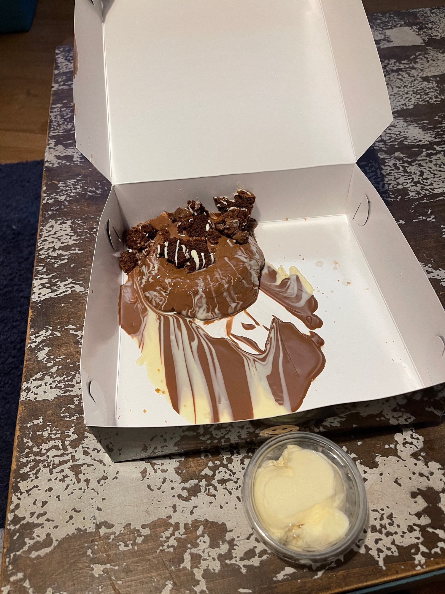 Chocolate Sarayı Beyoğlu (Kocatepe Mah.), İstanbul Online Sipariş