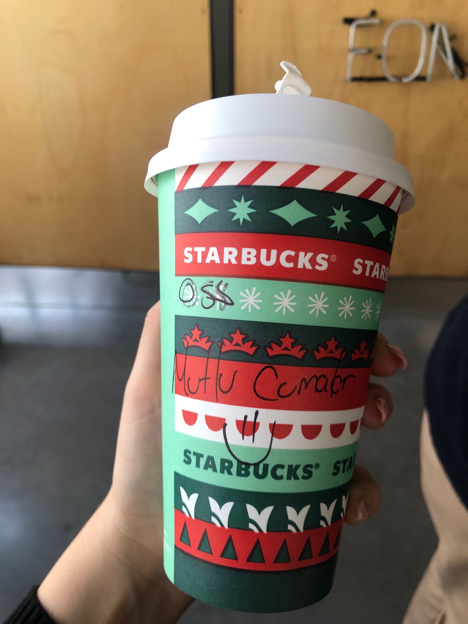 Starbucks Coffee Sarıyer (Maslak Mah.), Istanbul Food Delivery